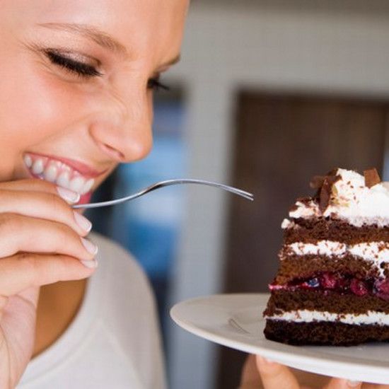4 основных причины чрезмерного желания сладостей