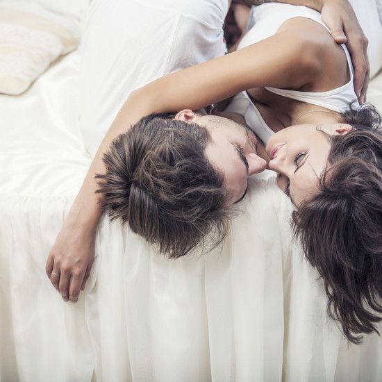 5 вещей, которые лучше не делать перед сексом ... Это катастрофа