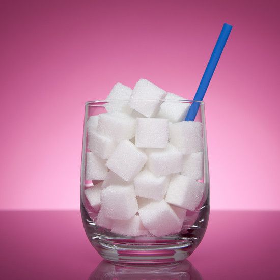 6 признаков того, что вы едите слишком много сахара (а не только увеличение веса!)