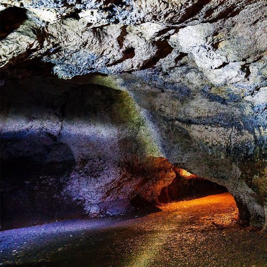 5 красивых и таинственных пещер в Польше, доступных для туристов
