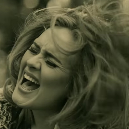 Новая песня Adele с музыкальным видео! Первый ностальгический (и красивый!) Single