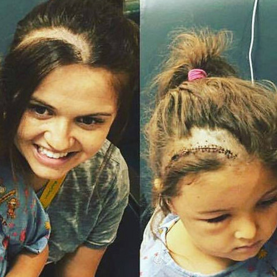 Она побрила голову, чтобы поддержать дочь с опухолью мозга