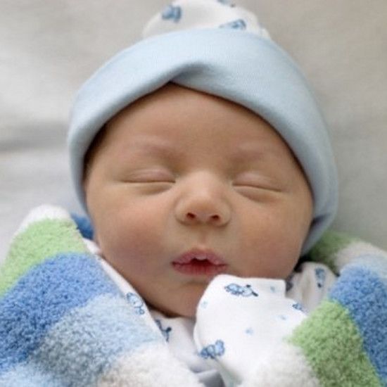 Первый визит новорожденного - когда он сейчас безопасен?