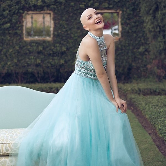 Подросток с раком показывает миру ее потрясающую фотосессию - Рак не помешает мне стать принцессой.