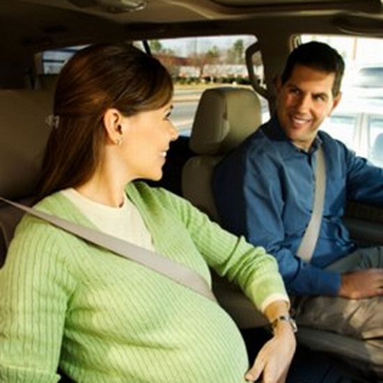Ребенок на дороге или безопасное путешествие во время беременности
