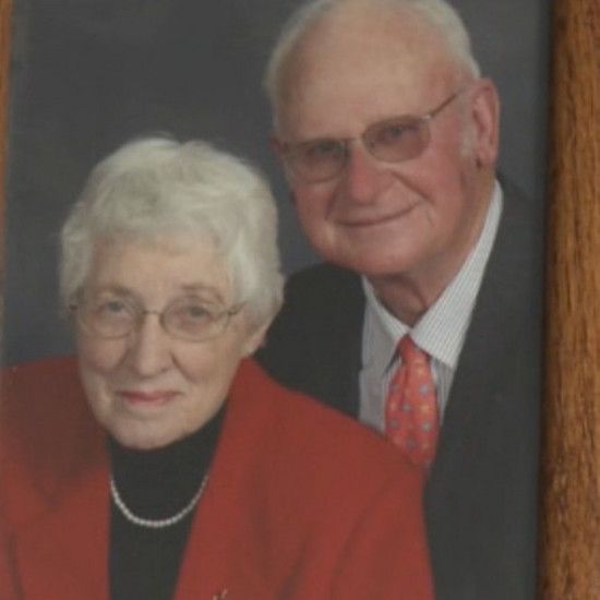 Супруги после 63 лет совместной жизни умерли через 20 минут после себя