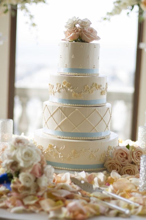 Пастельный свадебный торт